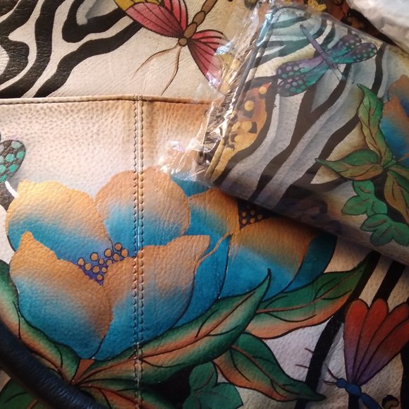 Anuschka  shoulder bag and wallet - Picture 2 of 8